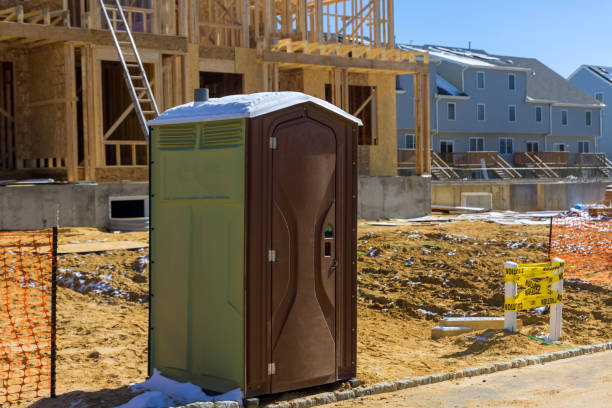Best Portable restroom trailer rental  in Oxford, PA