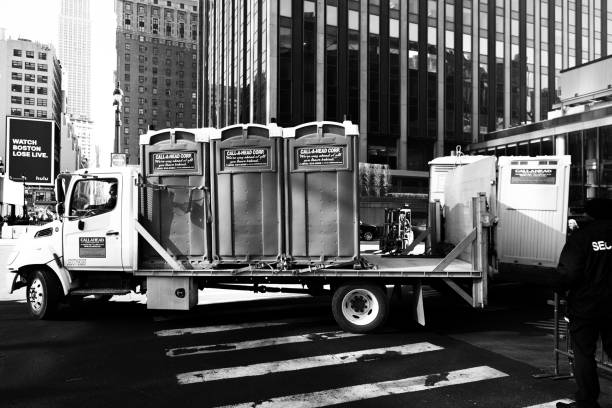 Best Porta potty delivery and setup  in Oxford, PA
