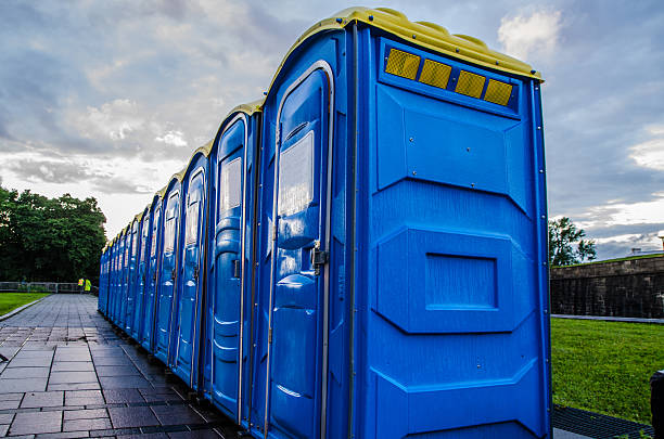Porta potty delivery and setup in Oxford, PA